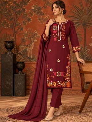 Maroon floral embroidery cotton straight kurta with trousers & dupatta 4