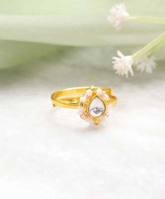 Gold plated kundan white beaded flower ring 2