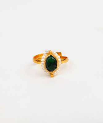 Gold plated emerald green kundan flower ring 3
