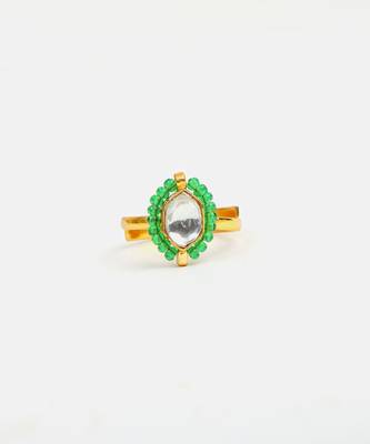 Gold plated pearl emerald green frame ring 3