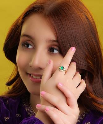 Gold plated emerald green kundan round ring 1
