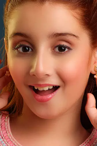 Gold plated kundan peach drop earrings