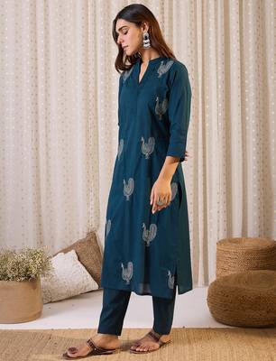 Blue cotton straight kurta with trousers 3