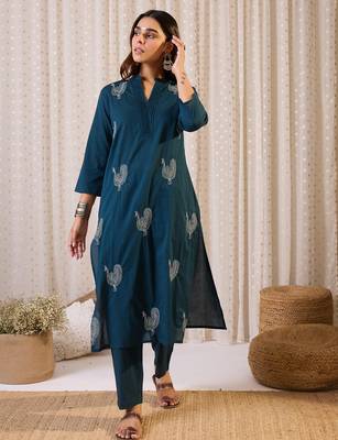 Blue cotton straight kurta with trousers 4