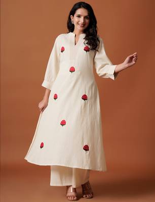 Off white cotton a-line kurta with palazzos 4
