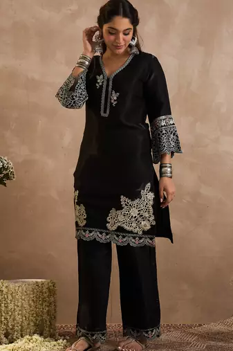 Black silk-blend straight kurta with palazzos