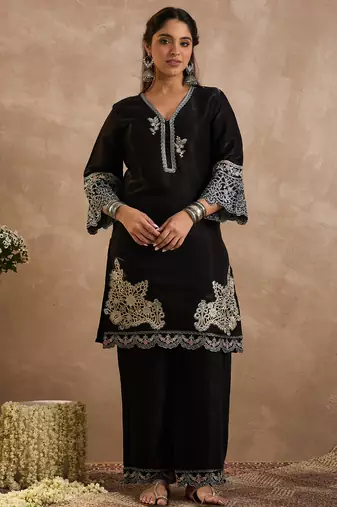 Black silk-blend straight kurta with palazzos