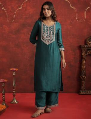 Teal liva straight kurta with trousers 4