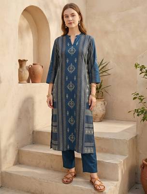 Blue cotton a-line kurta with trousers 1
