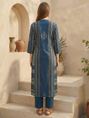 Blue cotton a-line kurta with trousers 2