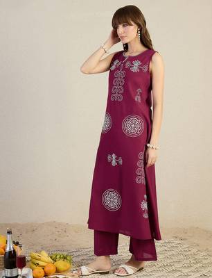 Maroon cotton a-line kurta with palazzos 3