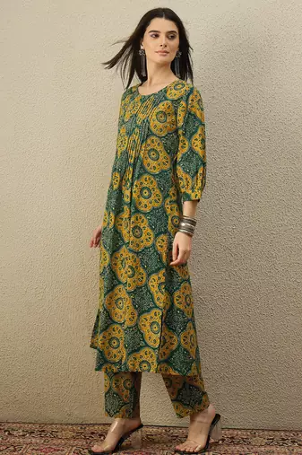 Green cotton a-line kurta with trousers