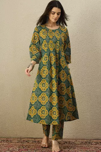 Green cotton a-line kurta with trousers