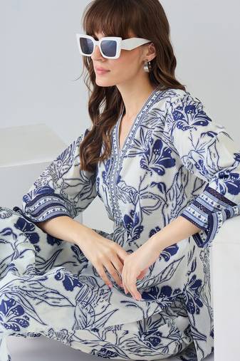 Off white cotton straight kurta with trousers