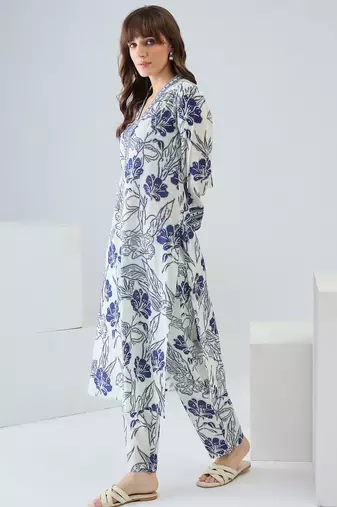 Off white cotton straight kurta with trousers