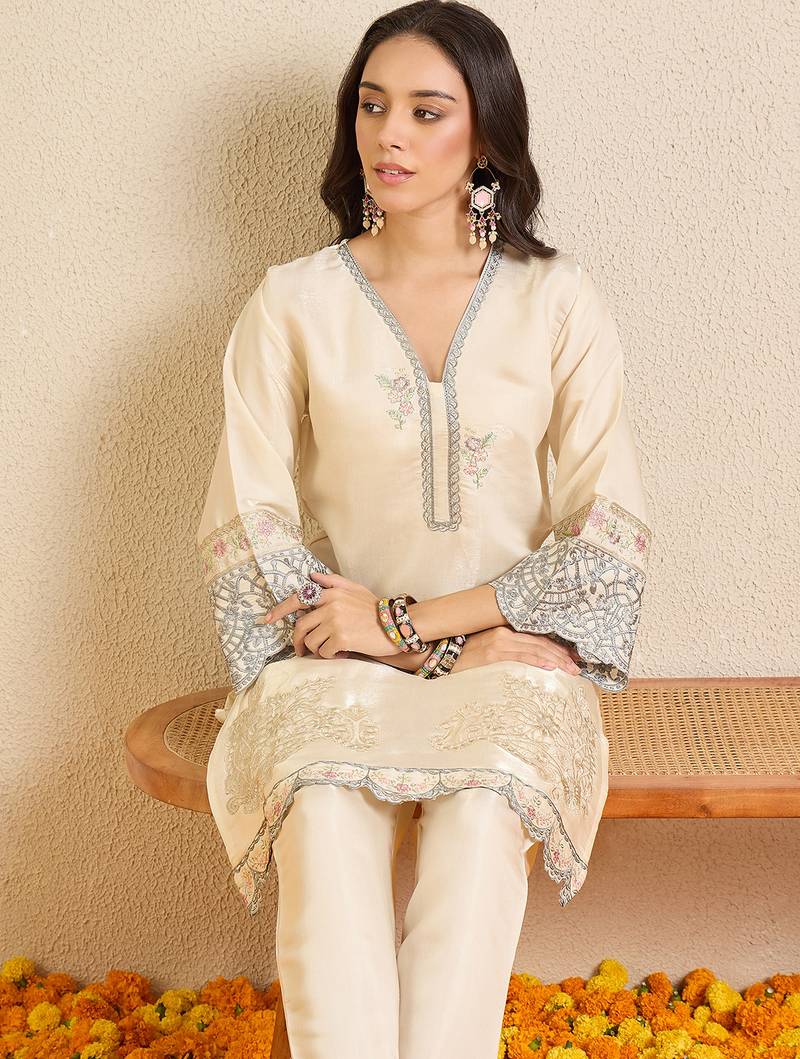Cream silk-blend straight kurta with palazzos