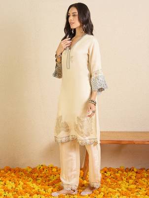 Cream silk-blend straight kurta with palazzos 3