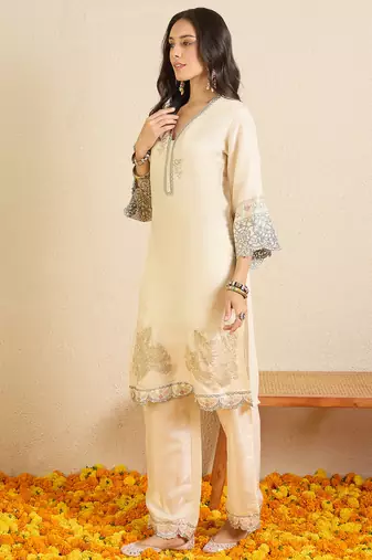 Cream silk-blend straight kurta with palazzos
