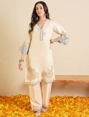 Cream silk-blend straight kurta with palazzos 4