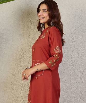 Rust cotton a-line kurta with trousers 3
