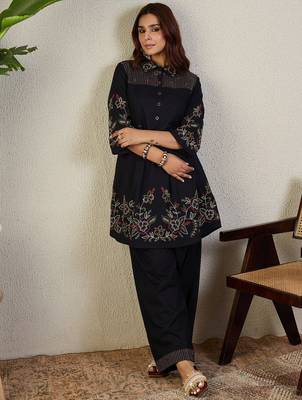 Black cotton a-line kurta with trousers 4