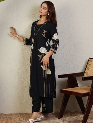 Black rayon a-line kurta with trousers 3