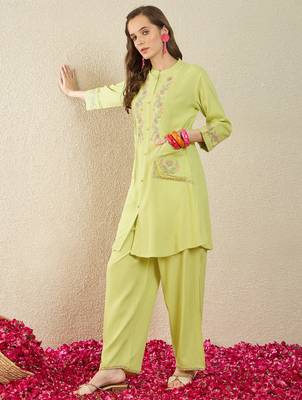 Green rayon a-line kurta with palazzos 3