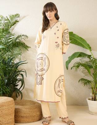 Cream rayon straight kurta with palazzos 4