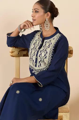 Navy blue silk-blend kurta set with trousers