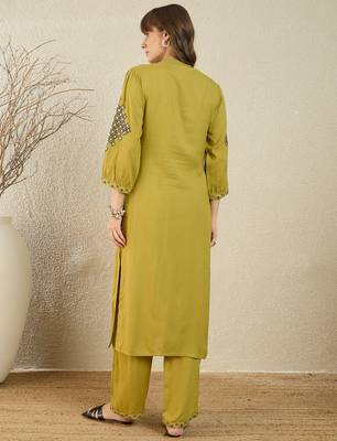 Green rayon straight kurta with trousers 2
