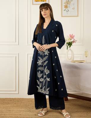 Blue cotton-blend a-line kurta with palazzos 4