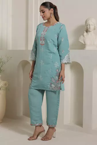 Teal silk-blend straight kurta with palazzos