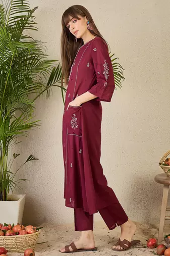 Maroon cotton a-line kurta with trousers