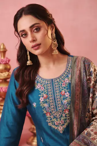 Women's Gorgeous Embroidery Work Pure Silk Fabric Straight Kurta Pant and Dupatta Set2