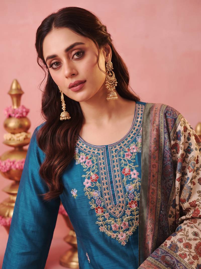Women's Gorgeous Embroidery Work Pure Silk Fabric Straight Kurta Pant and Dupatta Set2