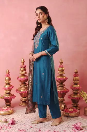 Women's Gorgeous Embroidery Work Pure Silk Fabric Straight Kurta Pant and Dupatta Set2