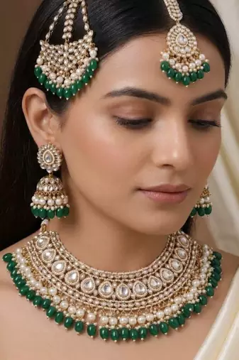 Green color kundan necklace set