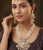 White color long kundan necklace set