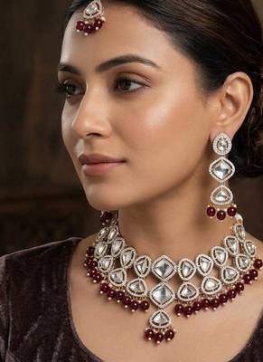 Maroon color kundan necklace set 1