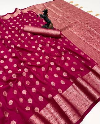 magenta woven design khadi silk blend saree with blouse 5