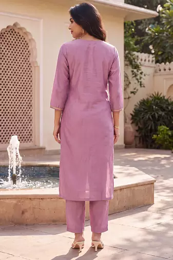 Women's purple silk blend solid embroidered kurta and trouser set | trendy ethnic wear for women