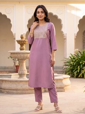 Women's mauve silk blend solid embroidered kurta and trouser set | trendy ethnic wear for women 2
