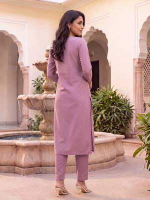 Women's mauve silk blend solid embroidered kurta and trouser set | trendy ethnic wear for women 5