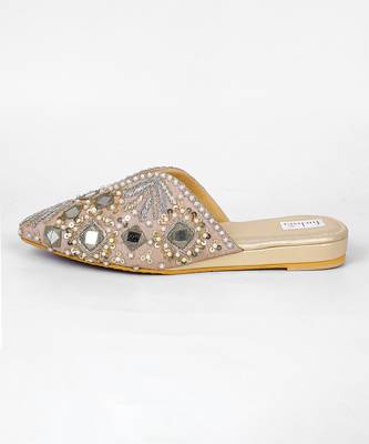 Gold synthetic mojari flats 3