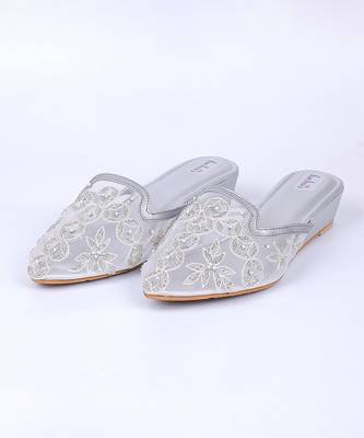 Silver synthetic mojari flats 1