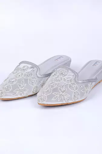 Silver synthetic mojari flats
