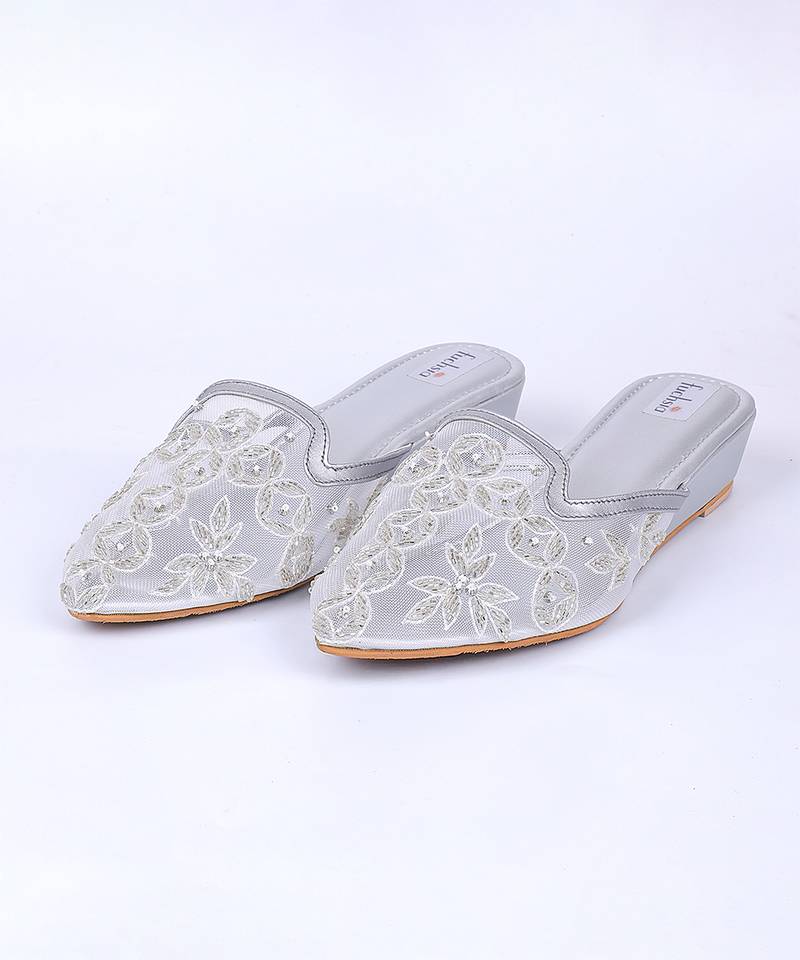 Silver synthetic mojari flats