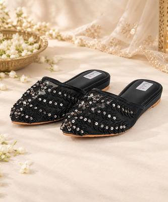 Black synthetic mojari flats 1