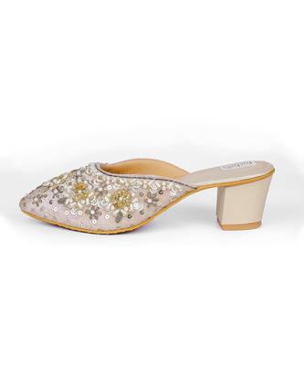 Gold synthetic mojari heels 3