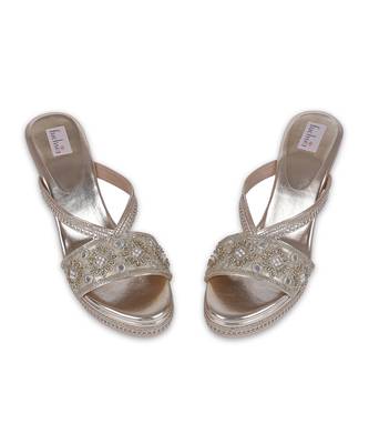 Gold synthetic wedges heels 4